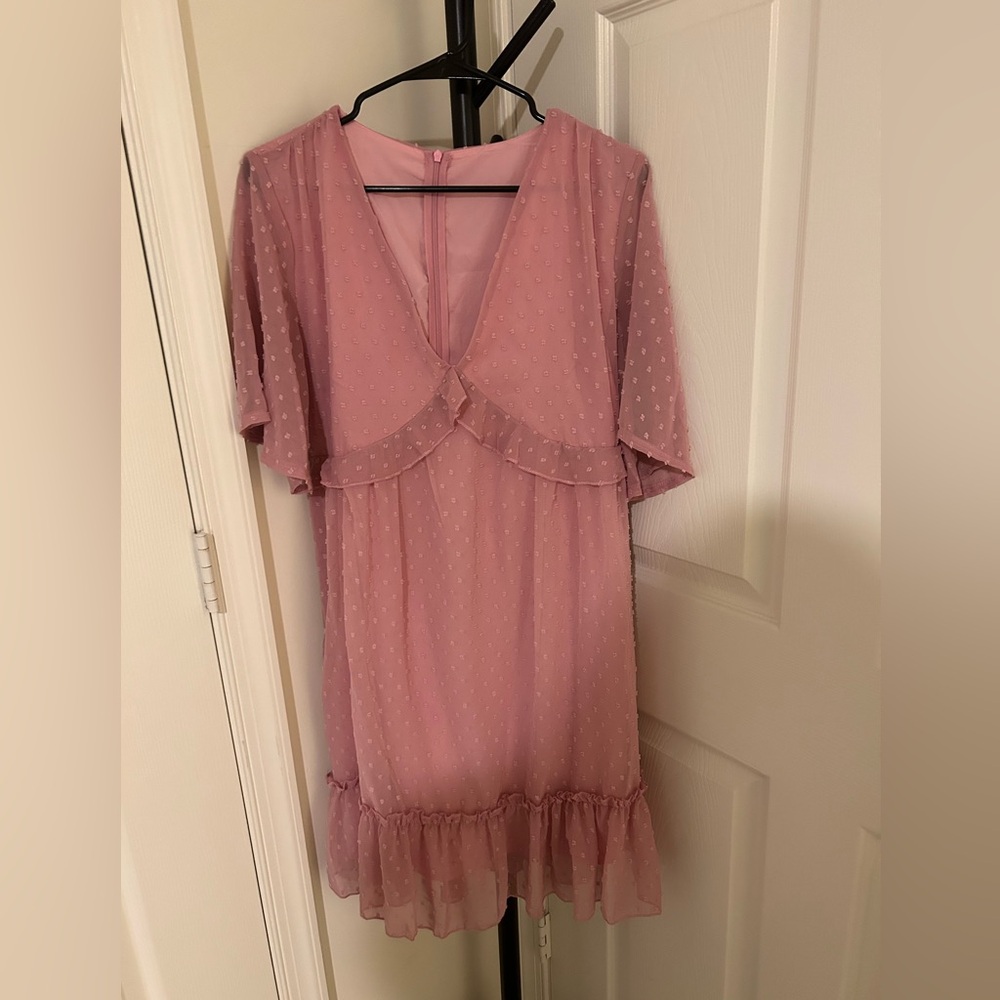 dotted pink dress 💘
